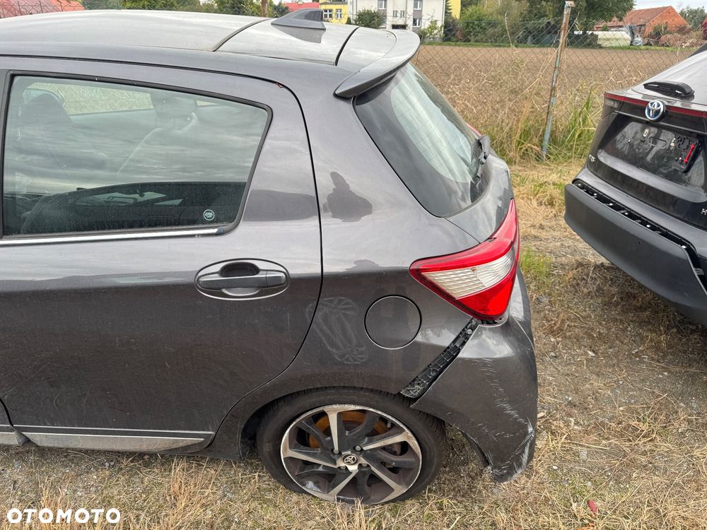 Toyota Yaris Hybrid 1.5 VVT-i Style - 9