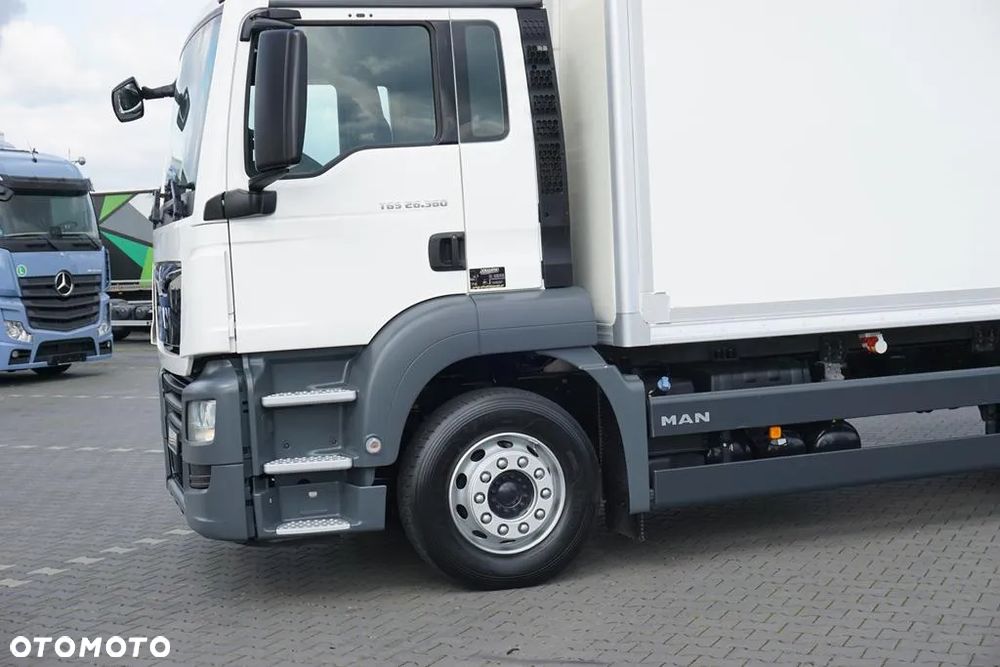 MAN TGS / 26.360 / EURO 6 / CHŁODNIA + WINDA / 20 PALET - 38