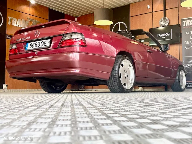 Mercedes-Benz 300 - 20