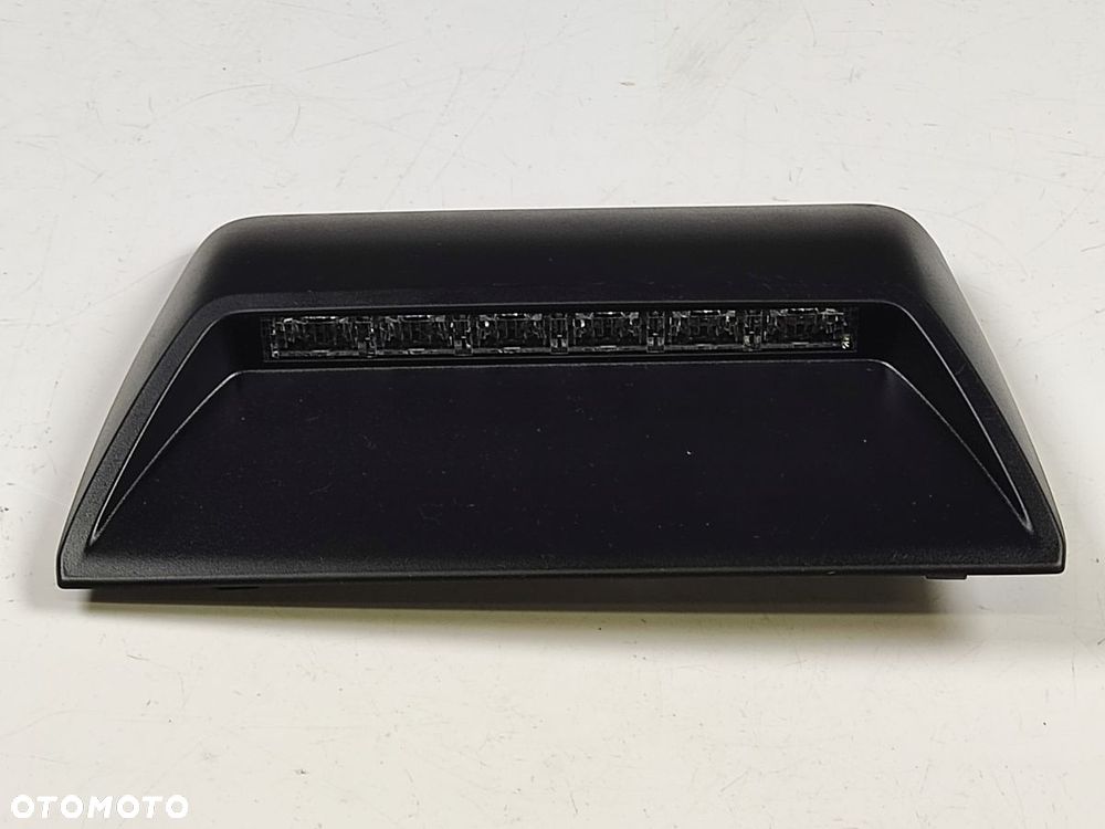 LEXUS ES 300h 18-21r Światło Stop Tylnej Szyby - 1