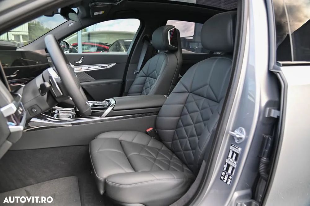 BMW Seria 7 740d xDrive - 9