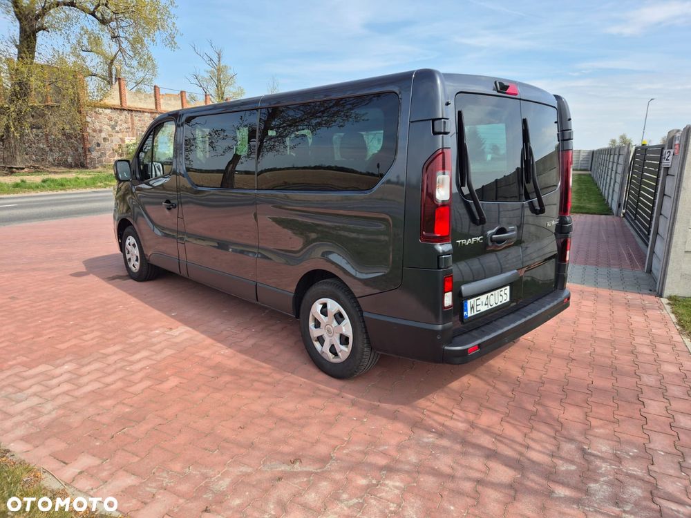 Renault Trafic 2023 photo 4