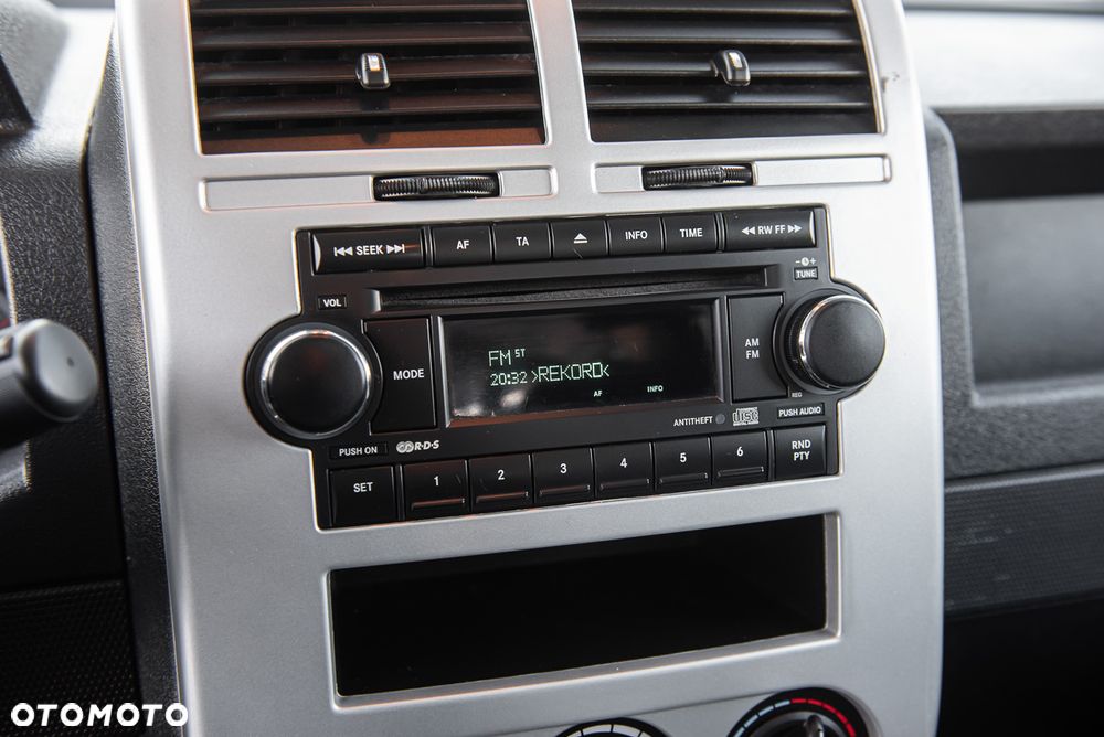 Jeep Patriot 2.4 Limited - 20