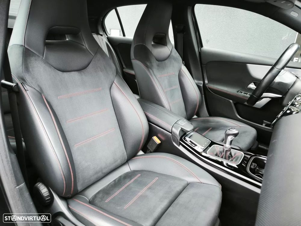 Mercedes-Benz A 180 d AMG Line - 23