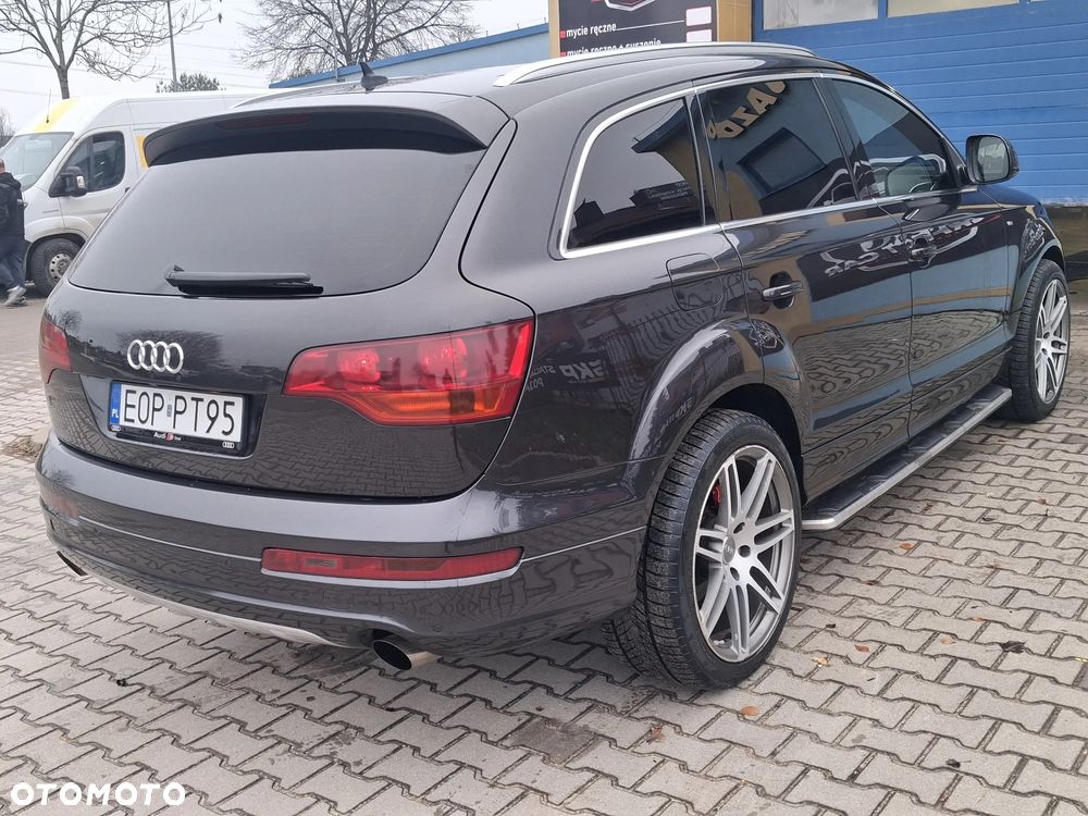 Audi Q7 - 15