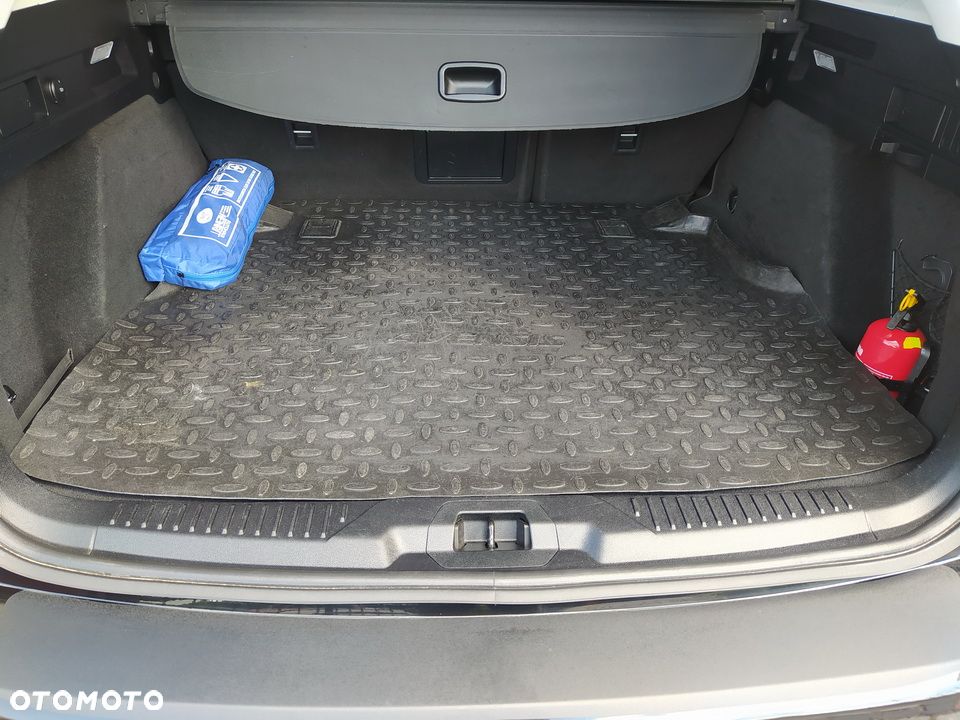 Ford Focus ver-1-0-ecoboost-mhev-titanium-x - 19