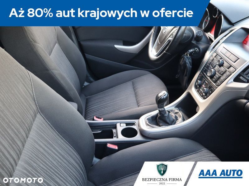 Opel Astra - 11