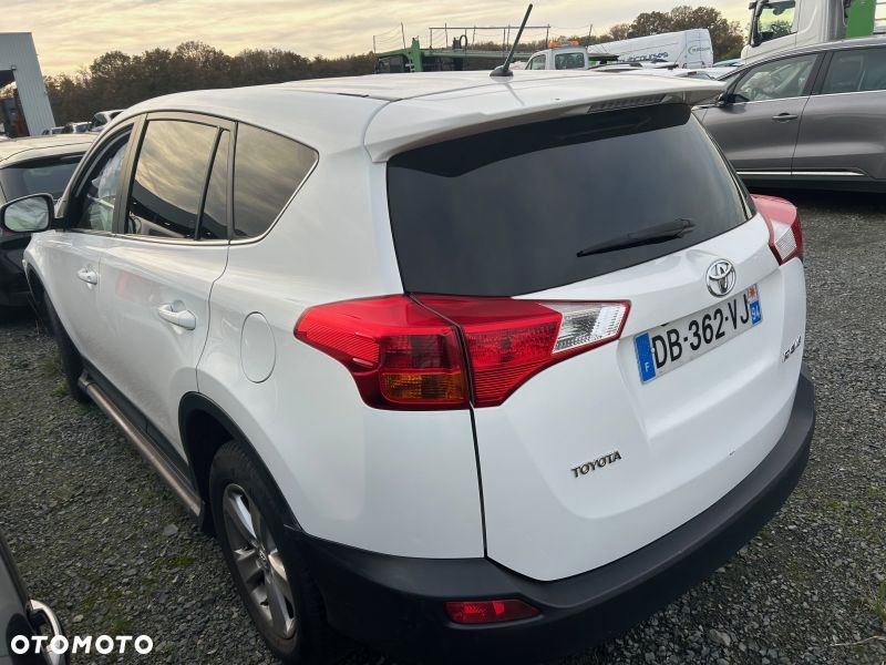 Toyota RAV4 - 4