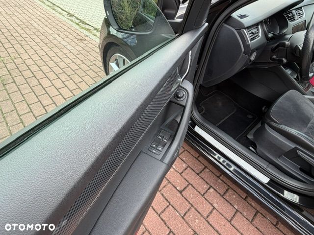 Skoda Octavia 2.0 TDI RS Challenge DSG - 11