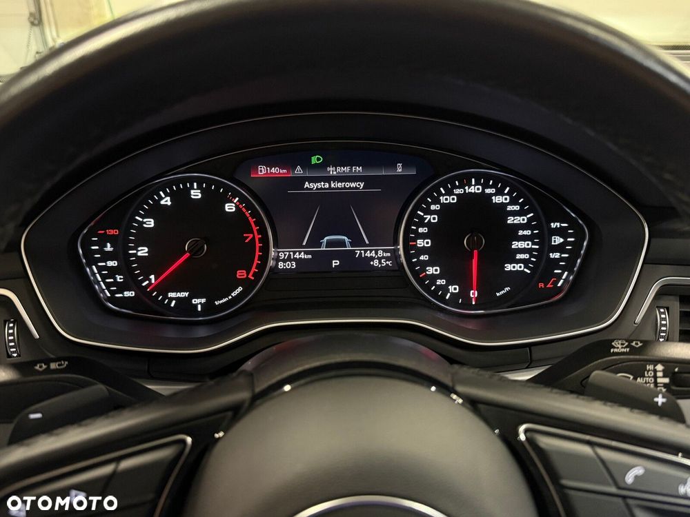 Audi A4 Limousine - 28