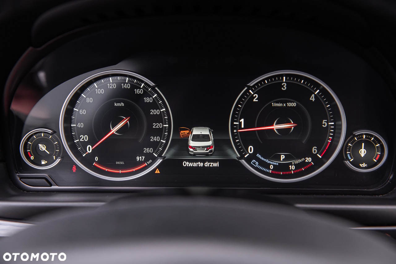 BMW Seria 5 520d xDrive - 19