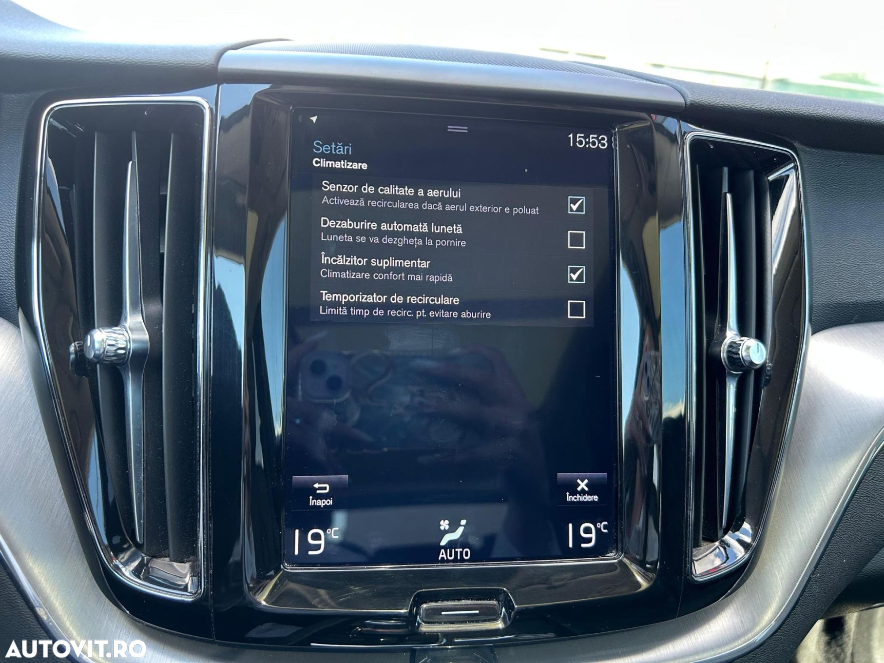 Volvo XC 60 T8 Twin Engine AWD Geartronic Momentum - 25