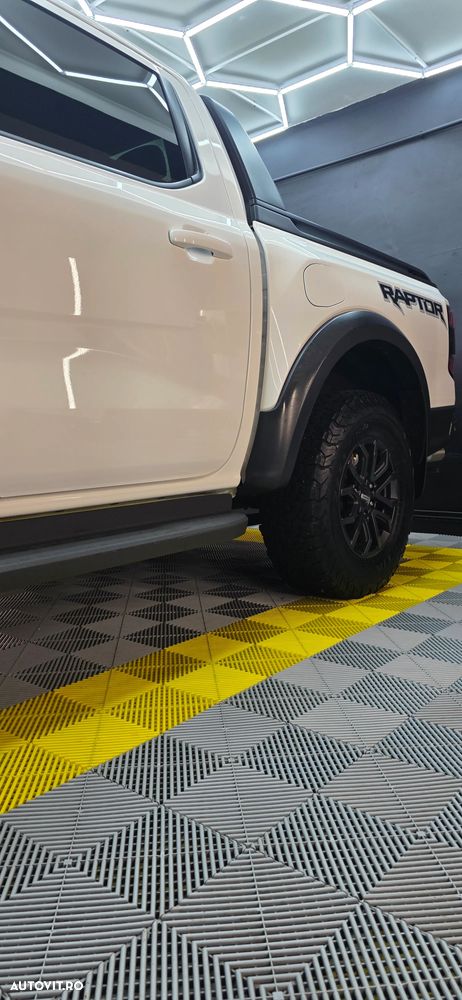 Ford Raptor - 6