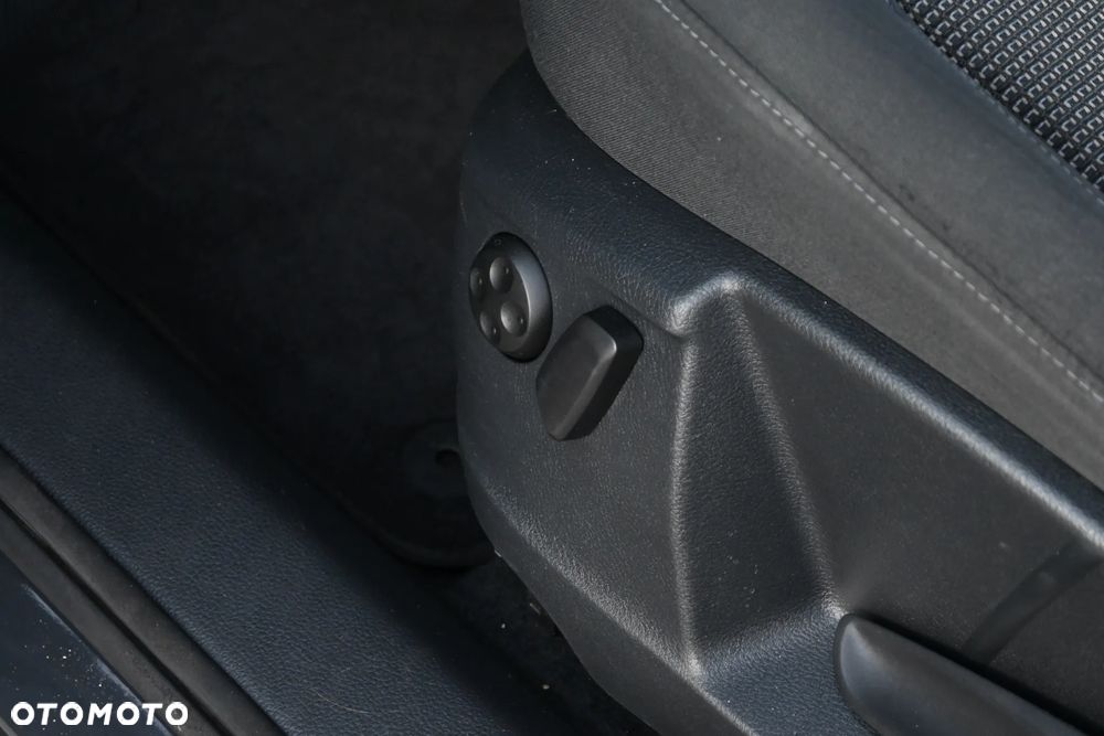 Volkswagen Sharan 2.0 TSI DSG Highline - 33