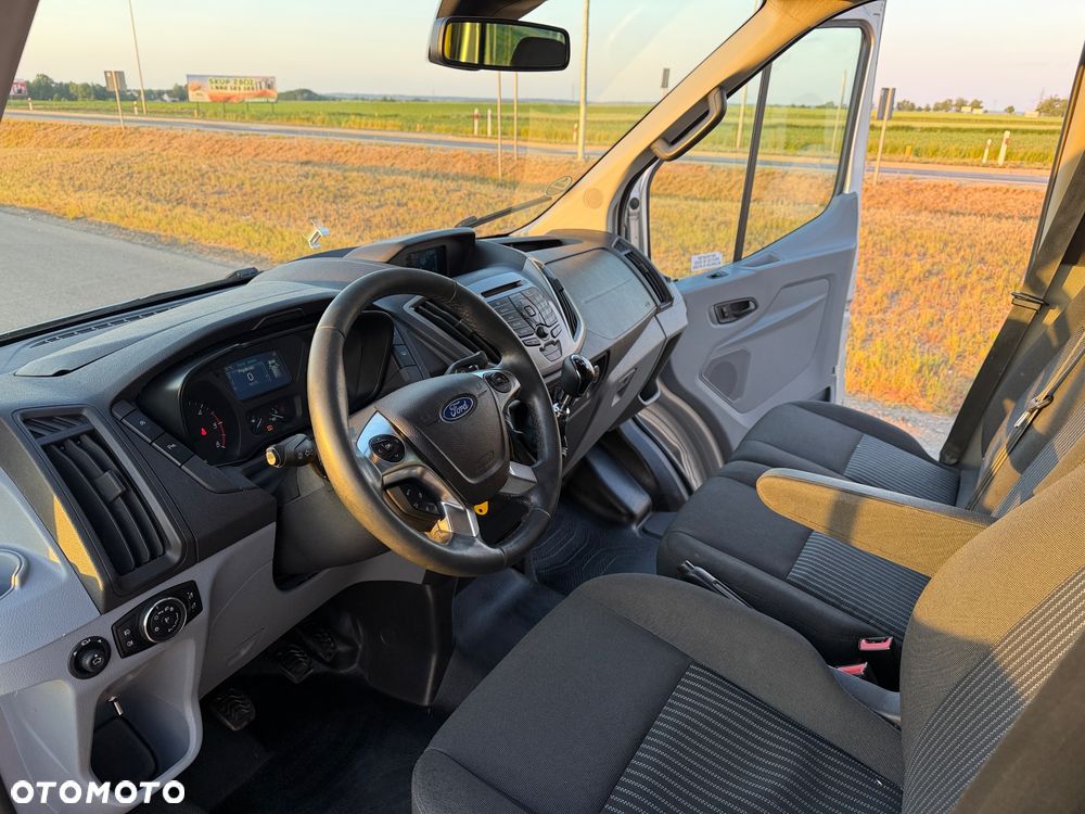 Ford Transit 18 osobowy - 8