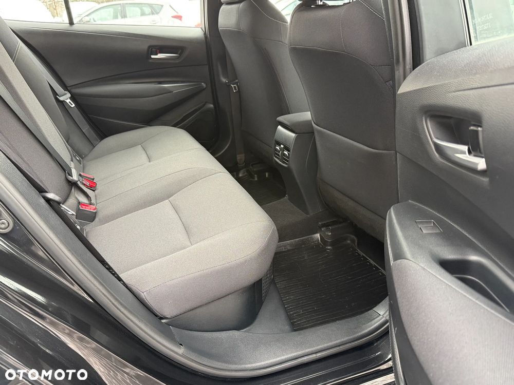 Toyota Corolla 1.8 Hybrid Comfort - 13