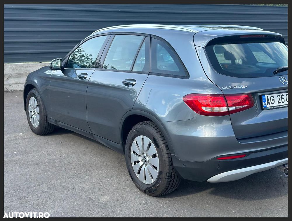 Mercedes-Benz GLC - 4