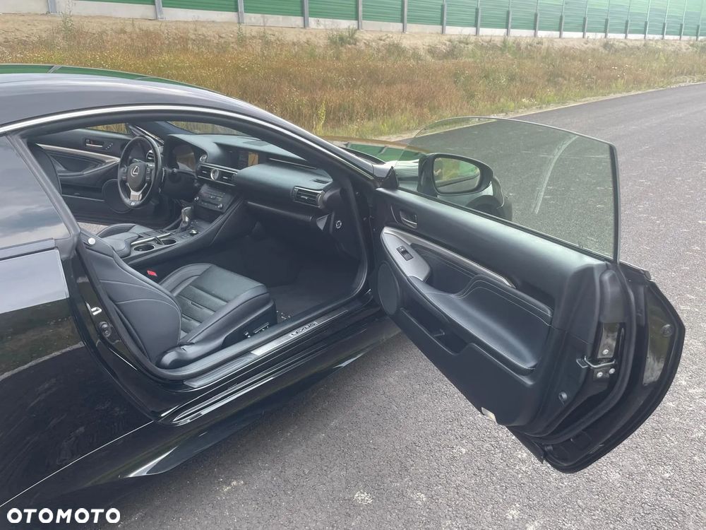 Lexus RC 200t / 300 F Sport - 13