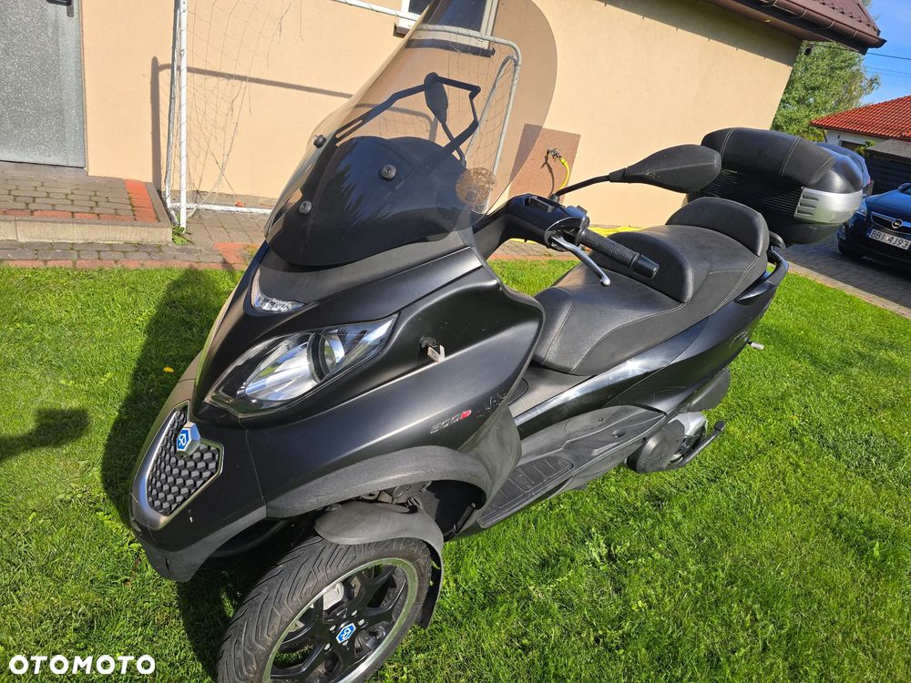 Piaggio MP-3