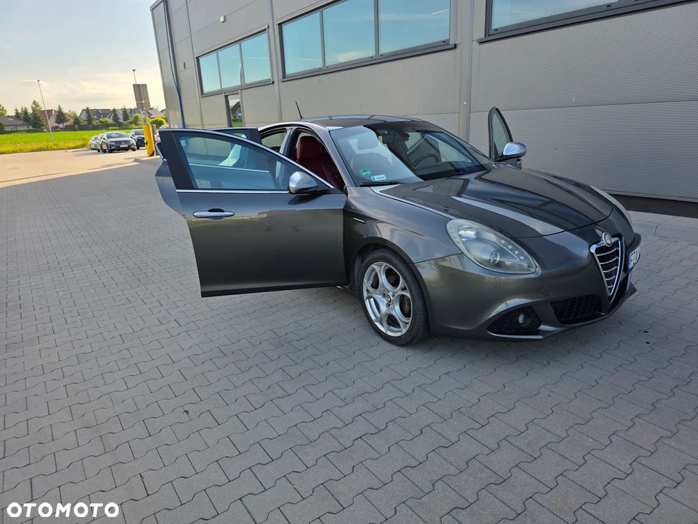 Alfa Romeo Giulietta 1.6 JTDM Distinctive - 11