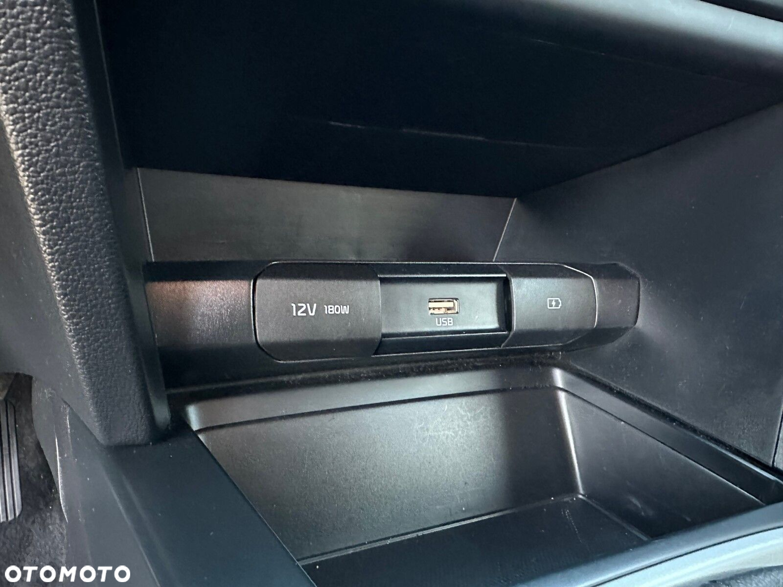 Kia Ceed - 28