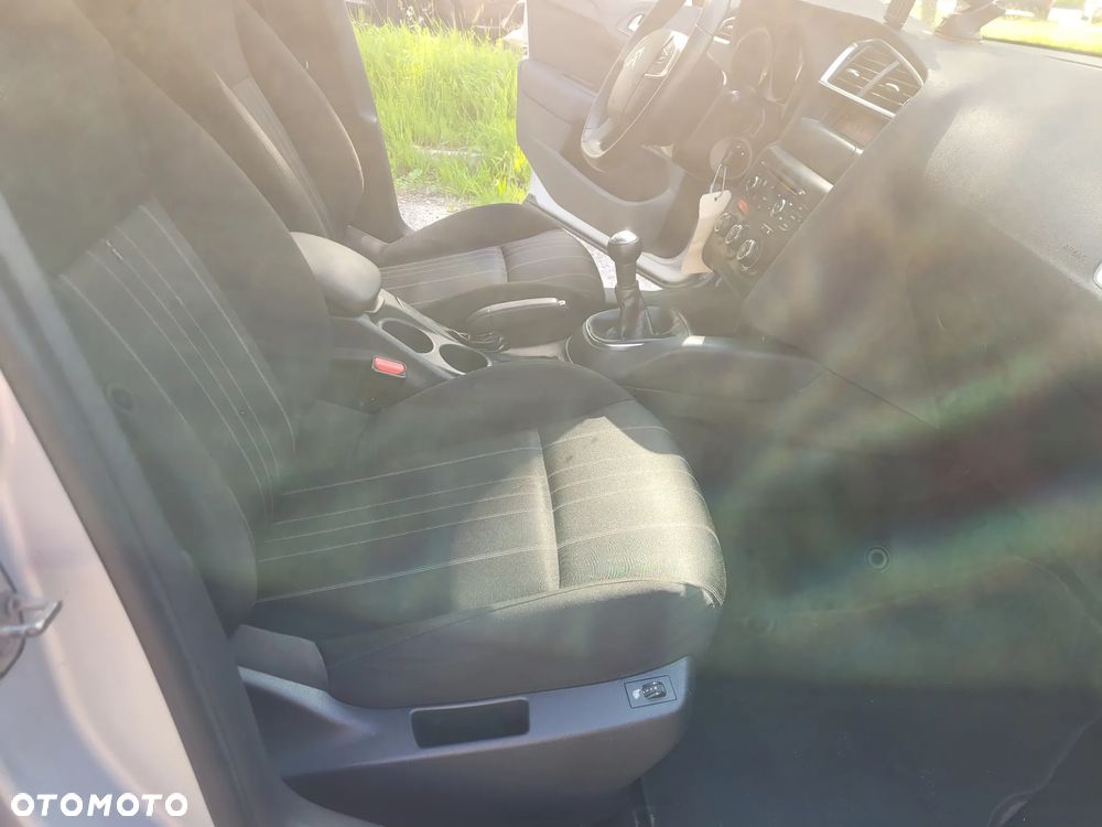 Citroën C4 HDi 90 Tendance - 10