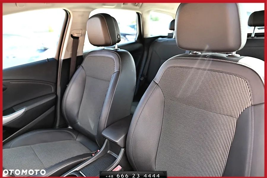 Opel Astra 1.4 T Sport - 21