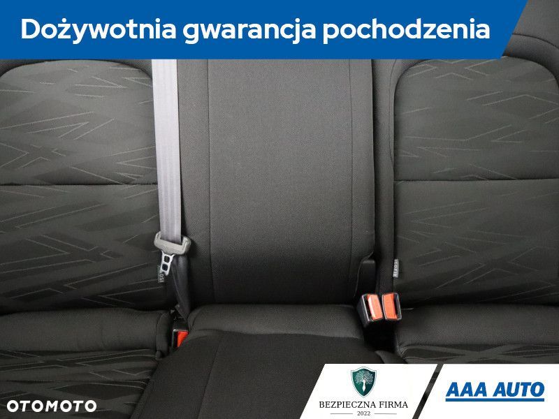Kia Ceed - 12