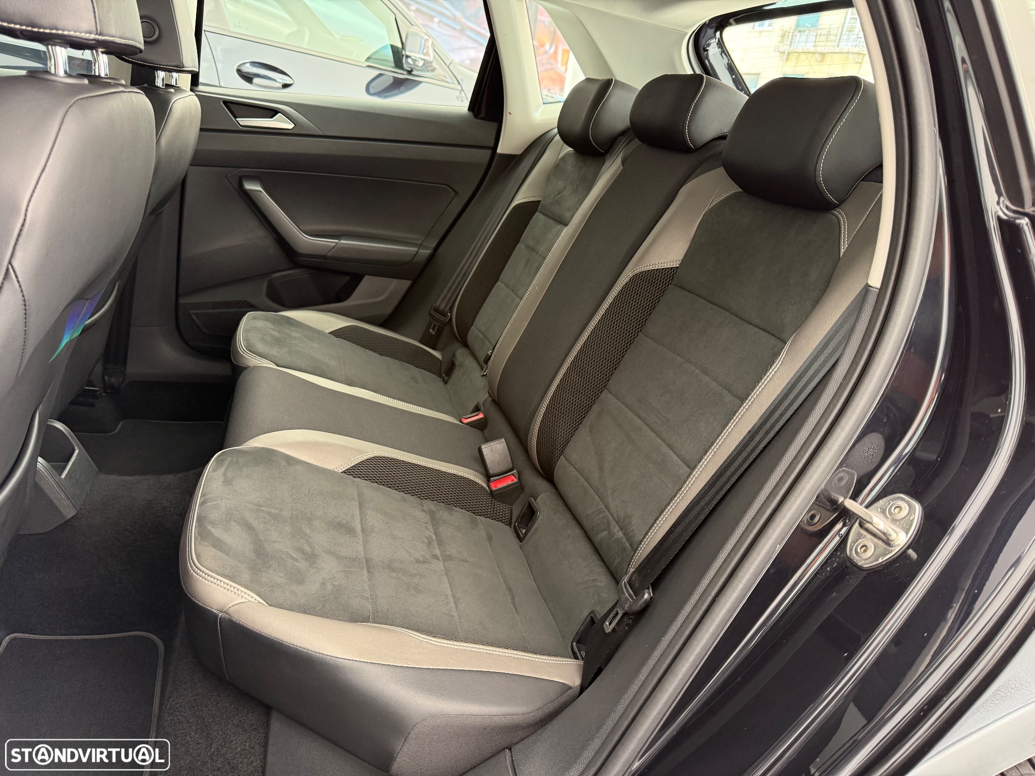 VW Polo 1.0 TSI DSG R-Line - 17