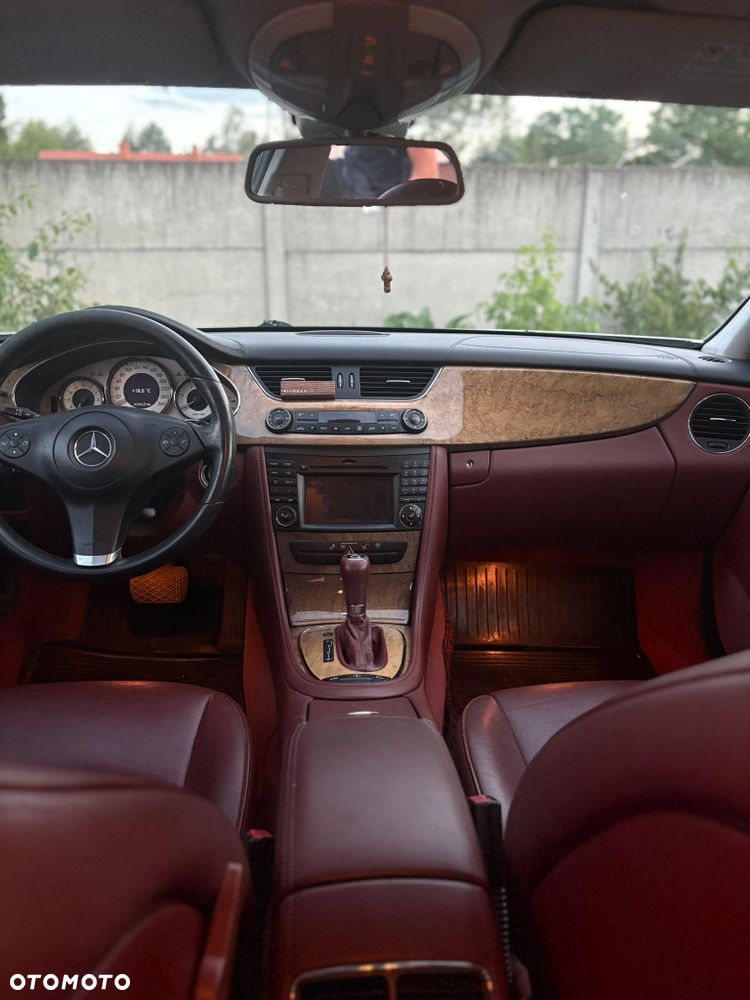 Mercedes-Benz CLS - 7