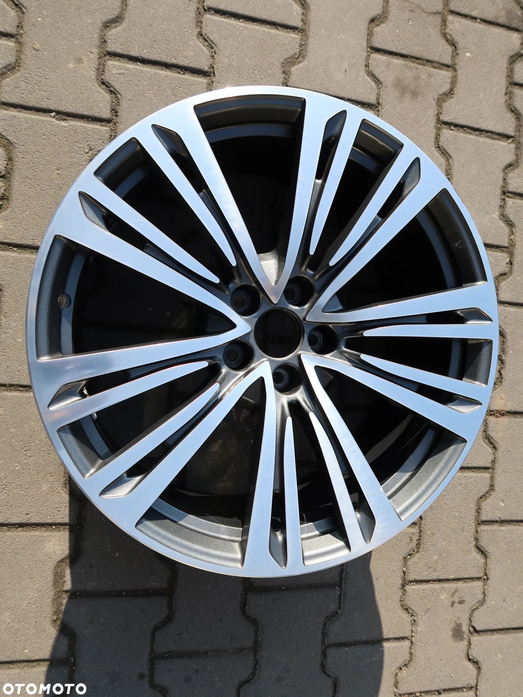 271 Felga Aluminiowa IDEALNA Audi 4N0601025D 9x20et37 - 1