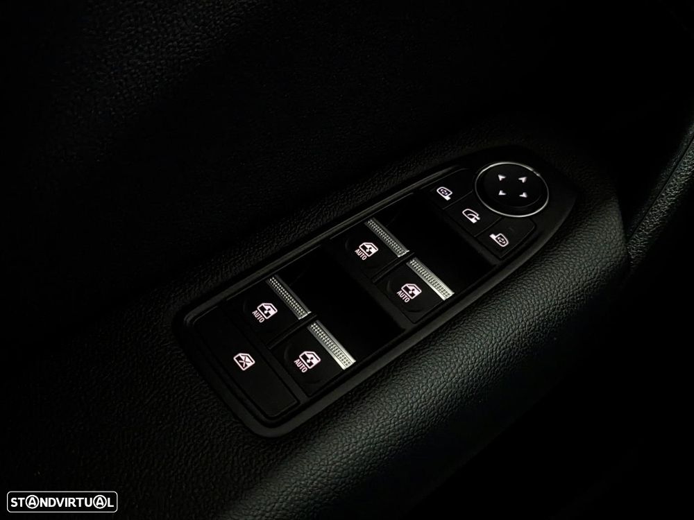 Renault Captur 1.6 E-Tech Full Hybrid Esprit Alpine - 19