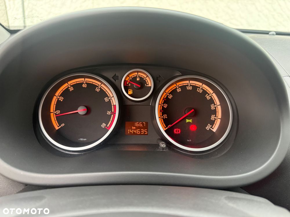 Opel Corsa 1.4 16V Color Edition - 16