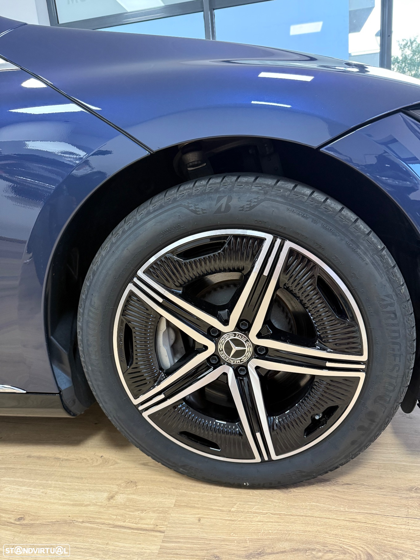 Mercedes-Benz EQE - 10
