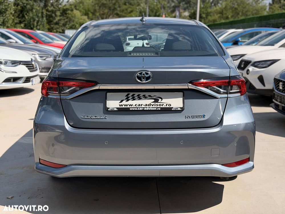 Toyota Corolla 1.8 HSD Business - 9
