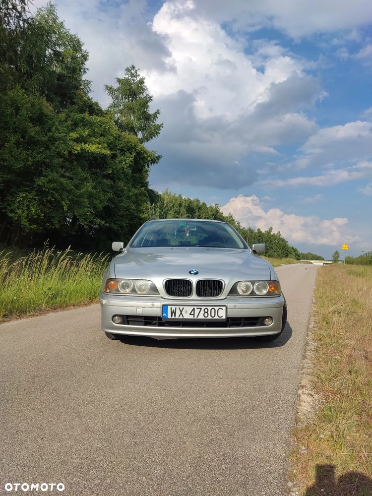 BMW Seria 5 525i - 6