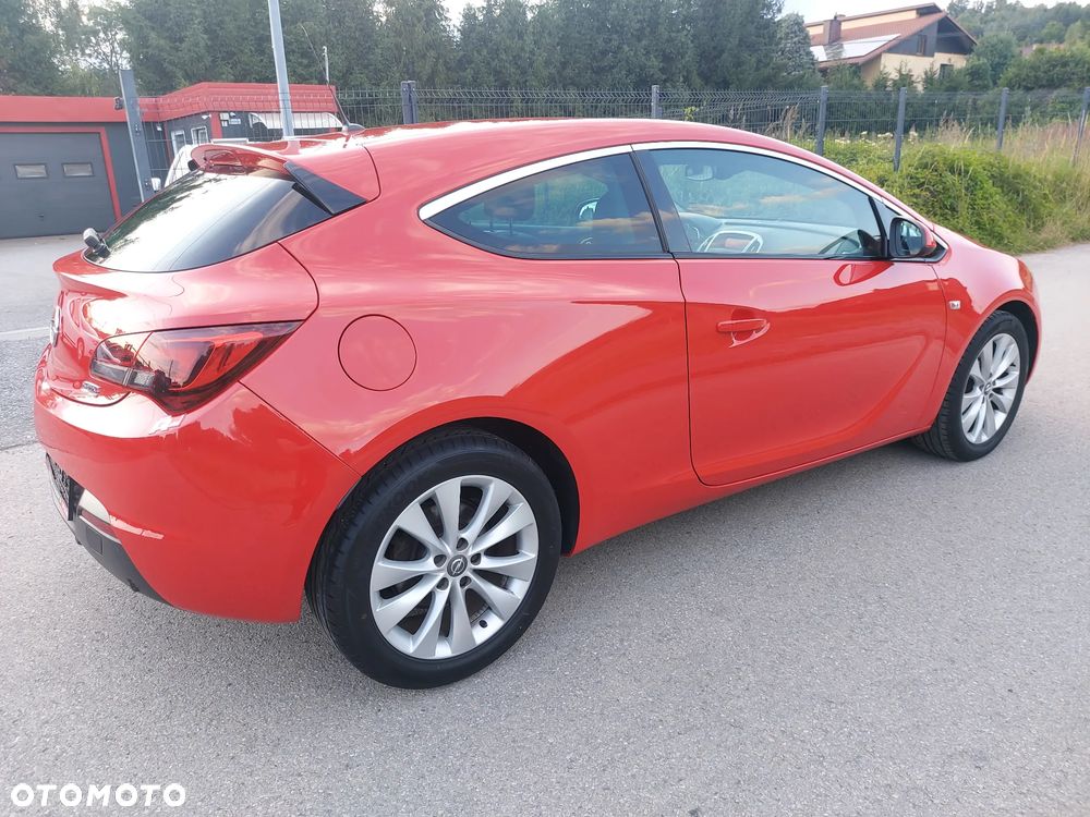 Opel Astra 1.4 Turbo - 10
