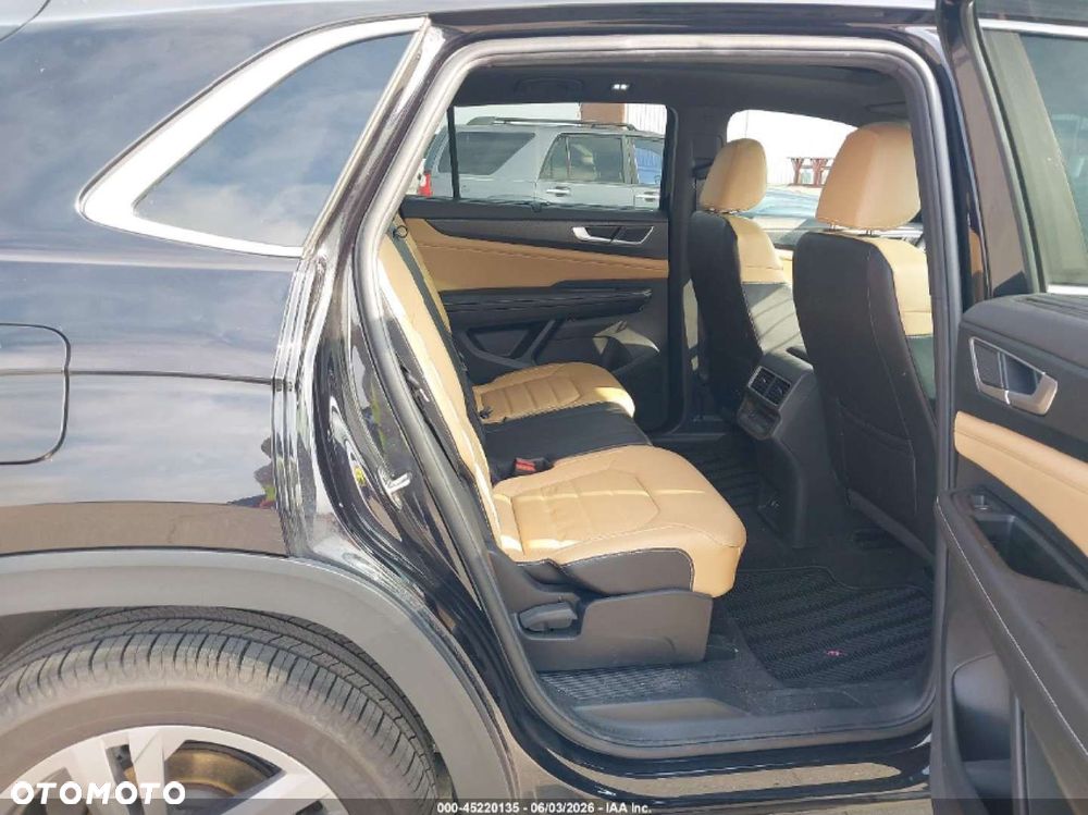 Volkswagen Atlas - 11