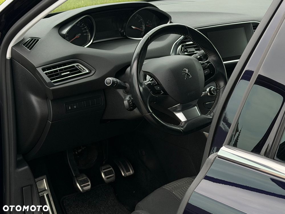Peugeot 308 PureTech 130 Stop & Start Allure - 19