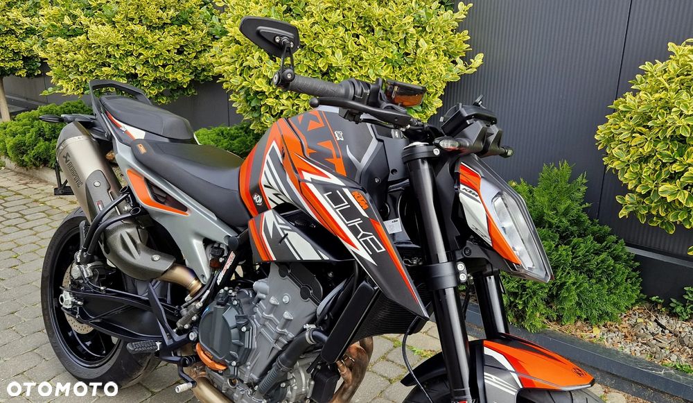 KTM Duke - 19