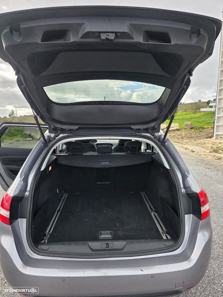 Peugeot 308 SW BlueHDi 130 EAT8 Stop & Start Allure - 10