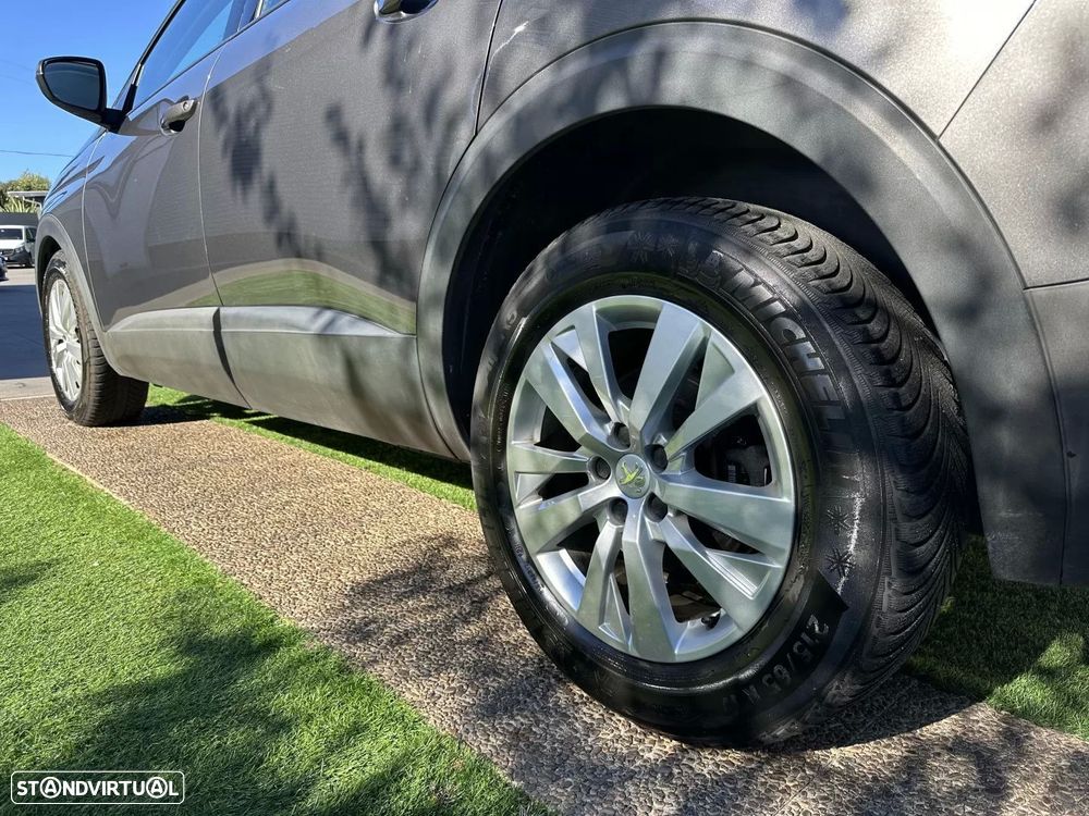 Peugeot 5008 1.2 PureTech Allure Pack EAT8 - 22