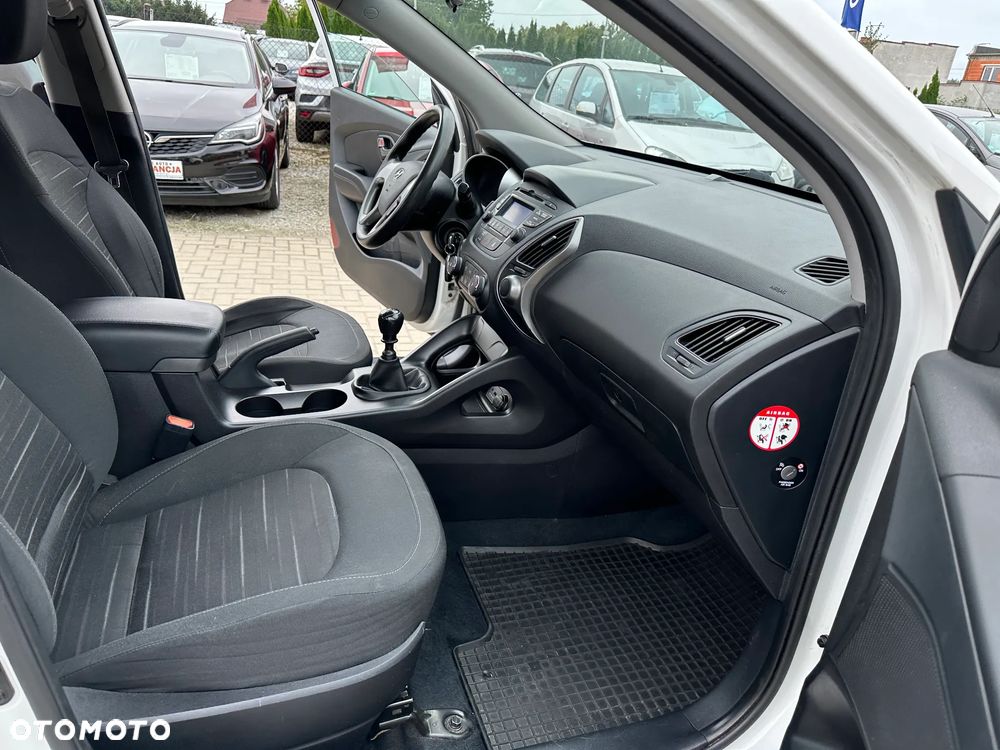 Hyundai ix35 - 23