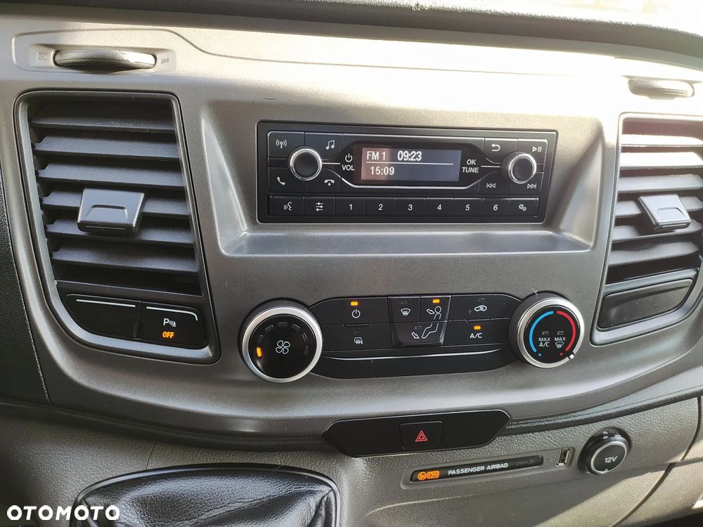 Ford TRANSIT CUSTOM L2 H1 ZABUDOWA REGAŁ WARSZTAT GWARANCJA MECHANICZNA 1 - ROK F - VAT 23% - 16