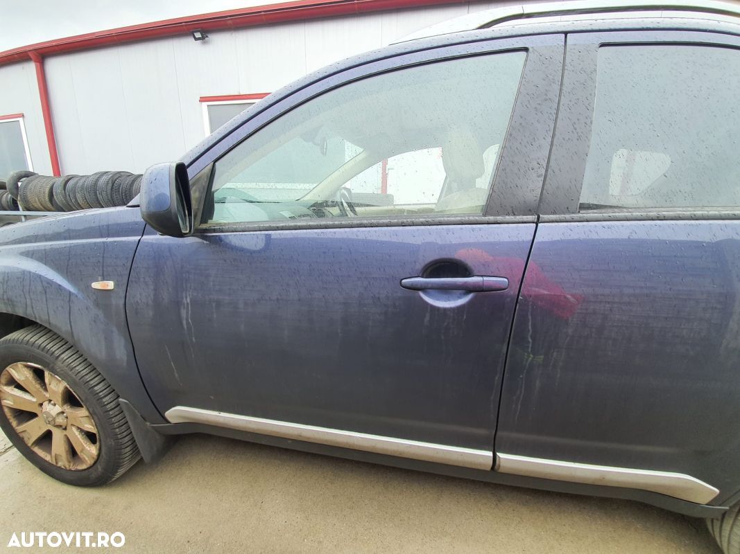 USA MITSUBISHI OUTLANDER CW S.F - 1