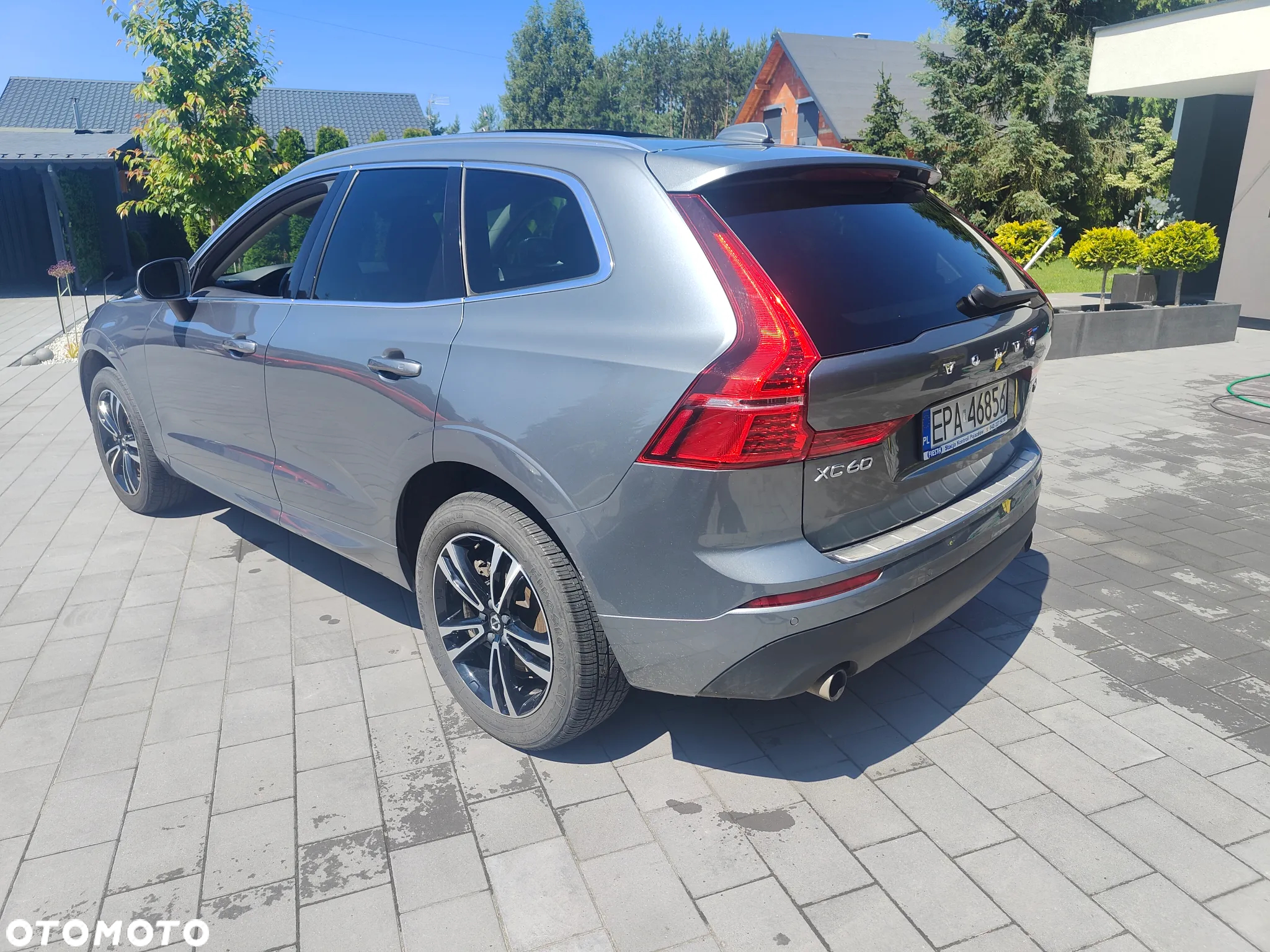 Volvo XC 60 T6 GPF AWD Momentum - 4