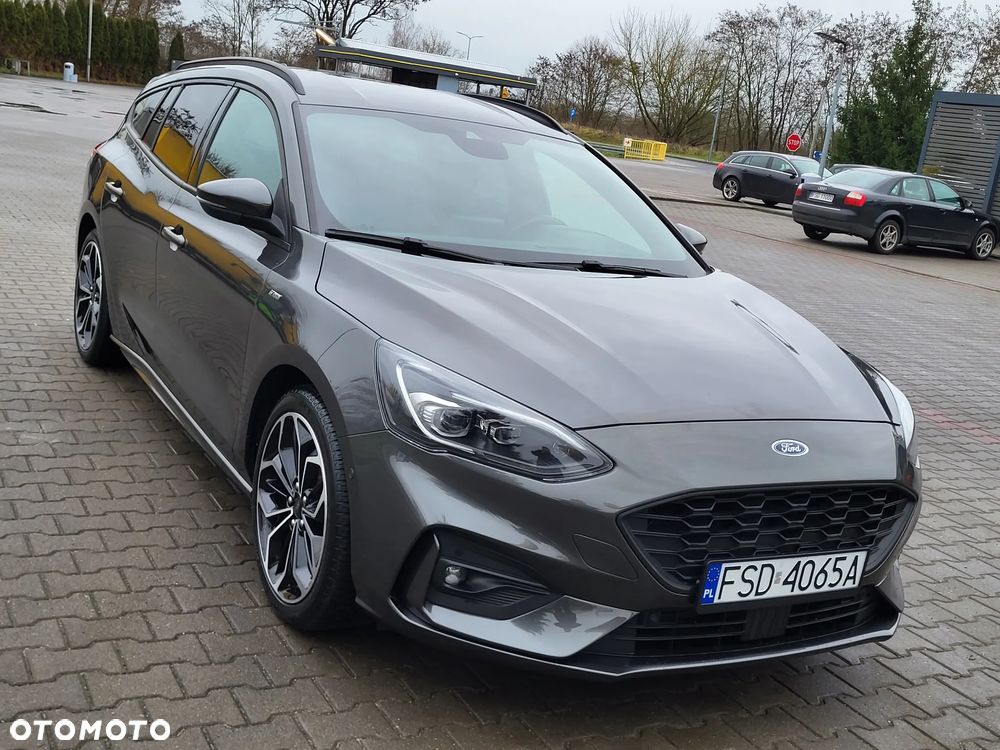 Ford Focus 1.5 EcoBoost STart-Stopp-System ST-LINE X - 4