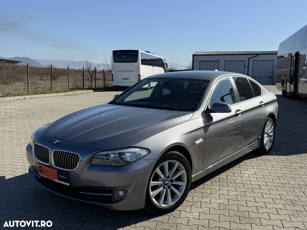 BMW Seria 5 525d xDrive Aut. - 1