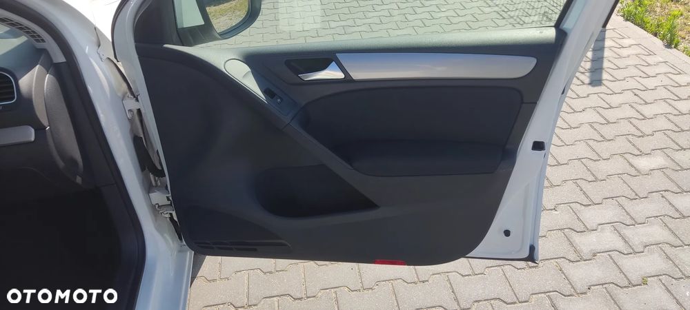 Volkswagen Golf 1.4 Team - 23