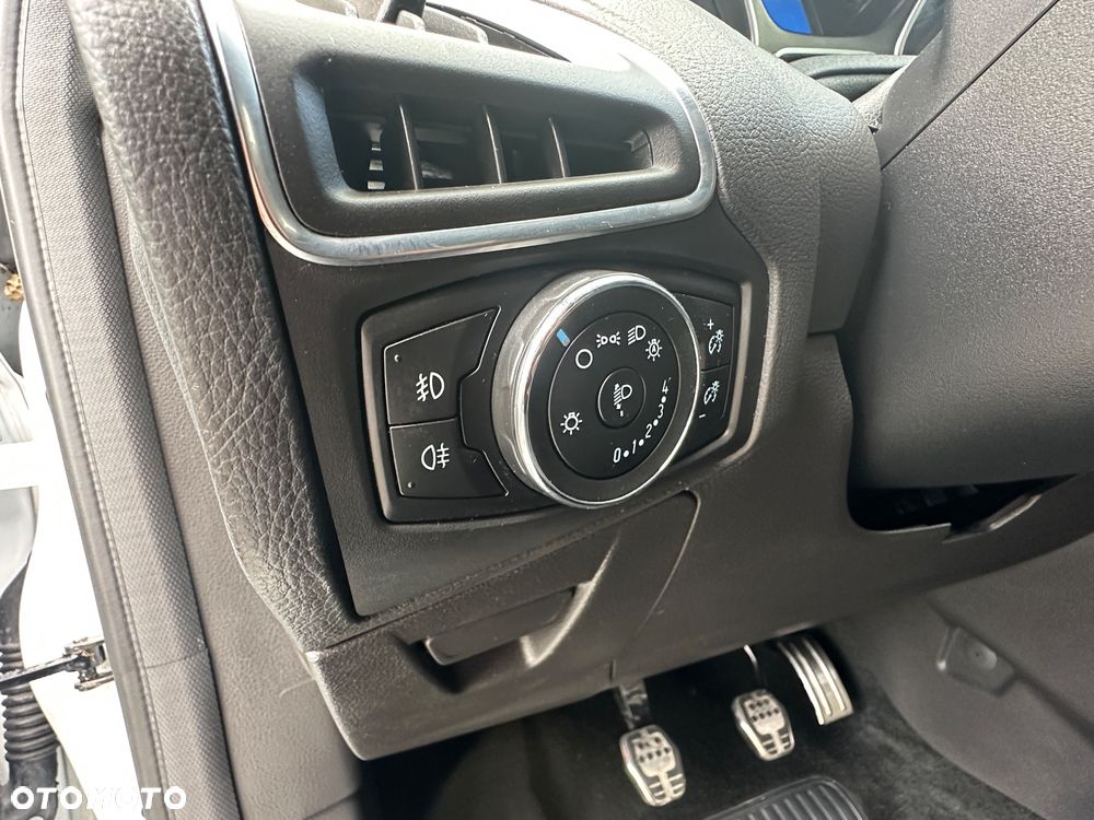 Ford Focus - 27
